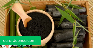 Remédios naturais feitos de carvão vegetal