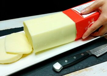 1,5 kg de queijo feito com apenas 1 litro de leite! Poucas pessoas conhecem essa receita!